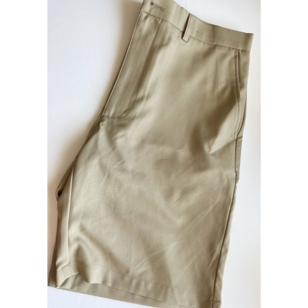 Ben Hogan • Tan Khaki Performance Flat Front Shorts